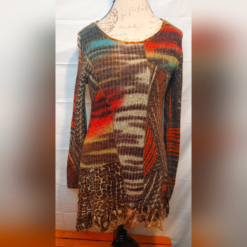 Adore Women's Multi-Colored Tunic Knit Top Lined Size Small Like New